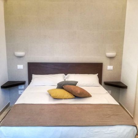 Palazzo San Lazzaro Bed and Breakfast Lecce Esterno foto