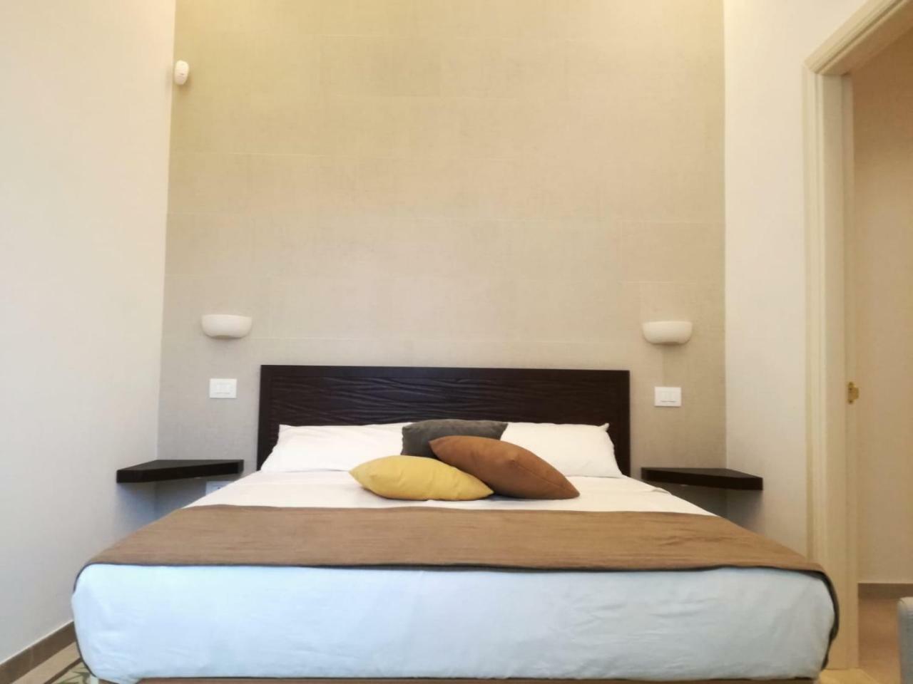 Palazzo San Lazzaro Bed and Breakfast Lecce Esterno foto